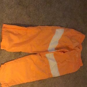 Men’s Tennessee Volunteer workout pants.